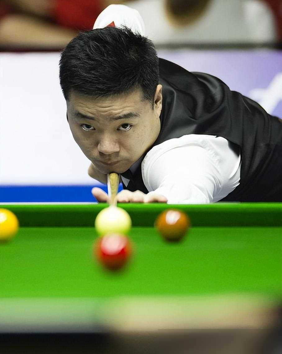 合和深厚的 合和深厚的