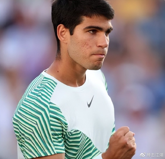 压制瑞士右 压制瑞士右